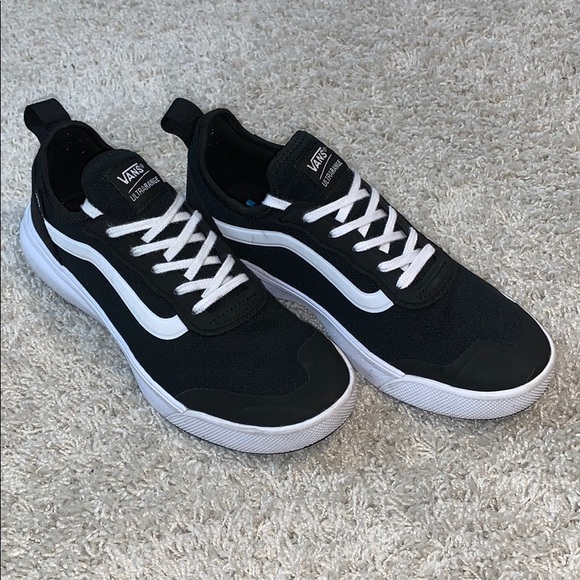 vans ultrarange ac black